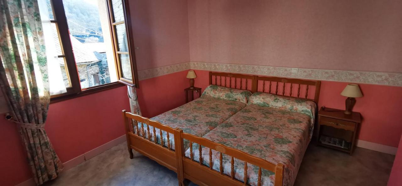 Le Fidele Bed & Breakfast Saint-Chamant Ngoại thất bức ảnh